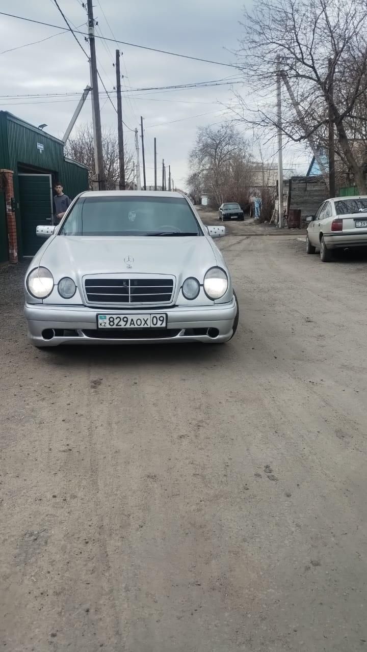 Mercedes Benz e230 automatic