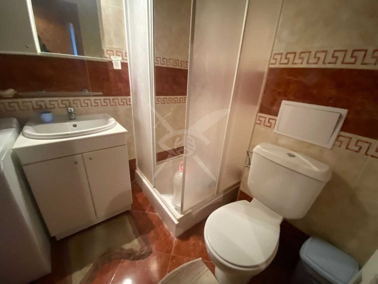 Продава се Двустаен апартамент в к.к. Елените - 60 кв.м за 1050 €/кв.м - Снимка #4