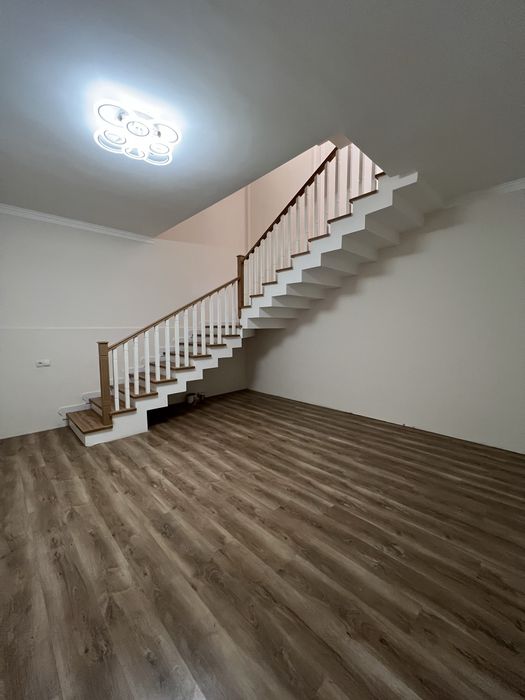 Таййор 2 қават уй сотувда!!!