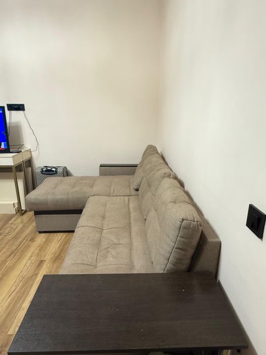 Продам диван угловой