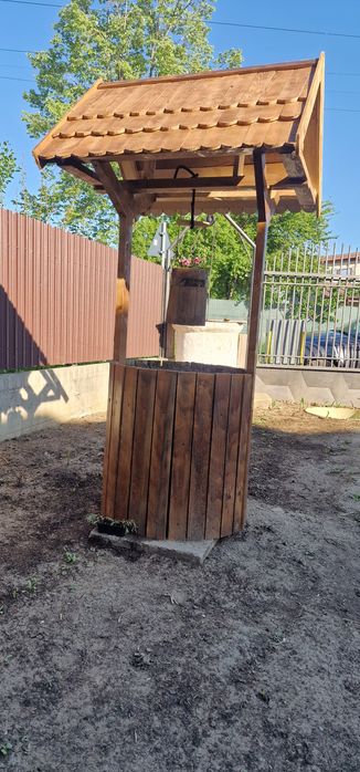 Fântână decorativa de gradina