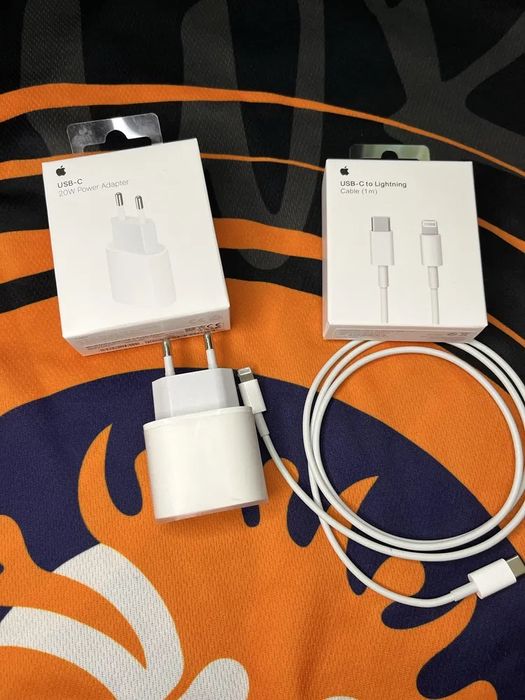 Оригинальная Зарядка на Iphone