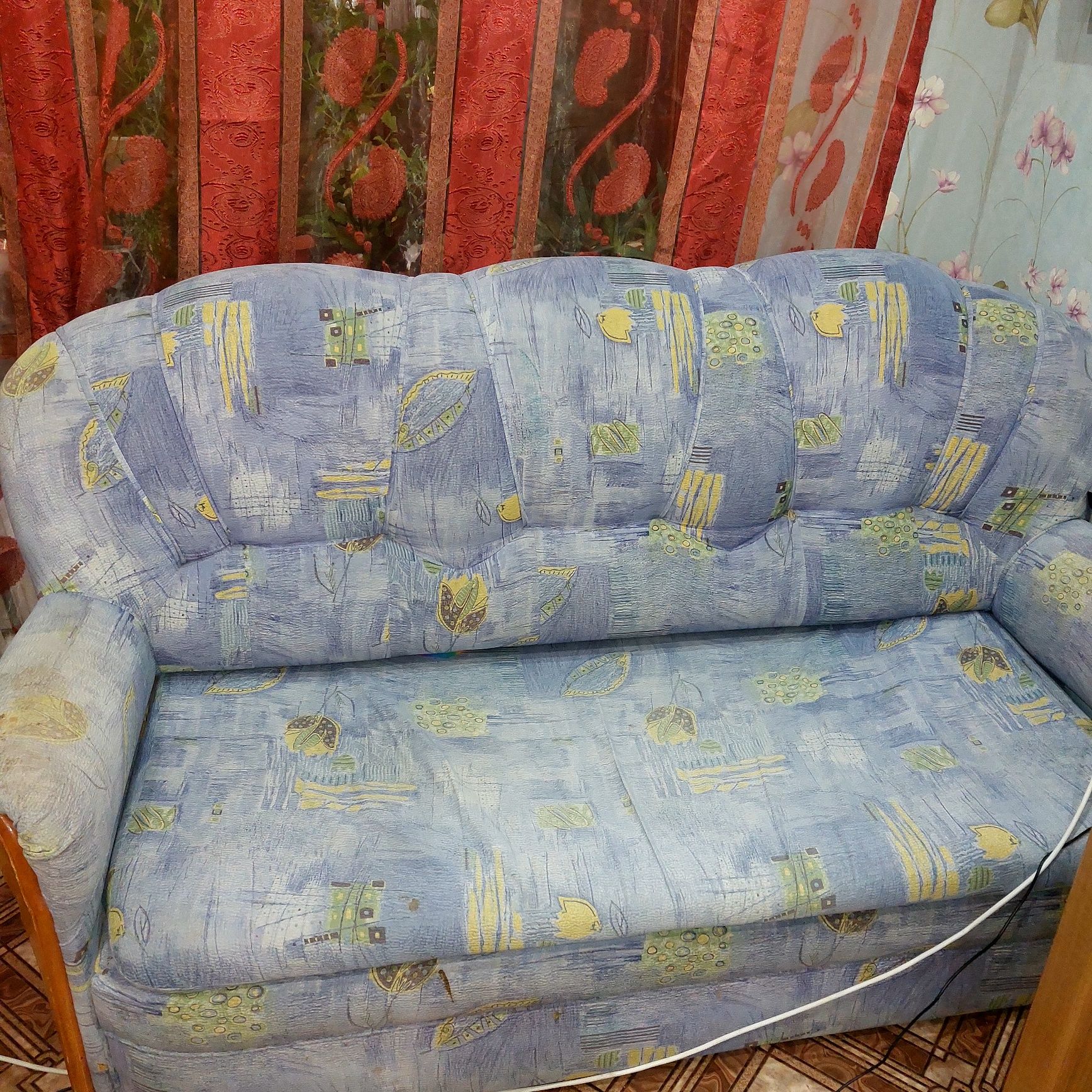 продам диван-кровать