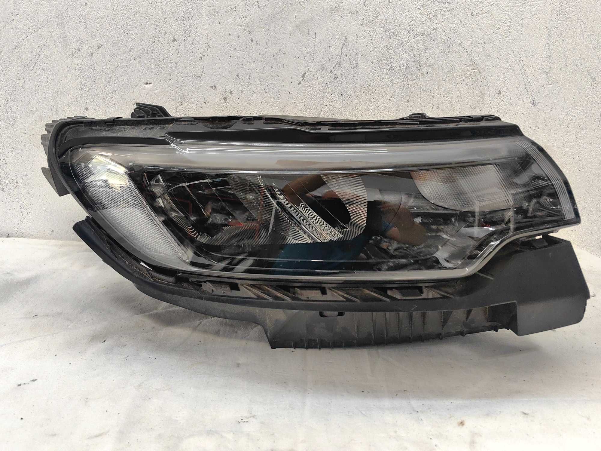 Оригинален фар Jeep Compass Full Led