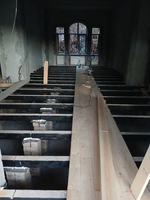 ПОЛ тахталар (урнатамиз).. Укладка пол паркет