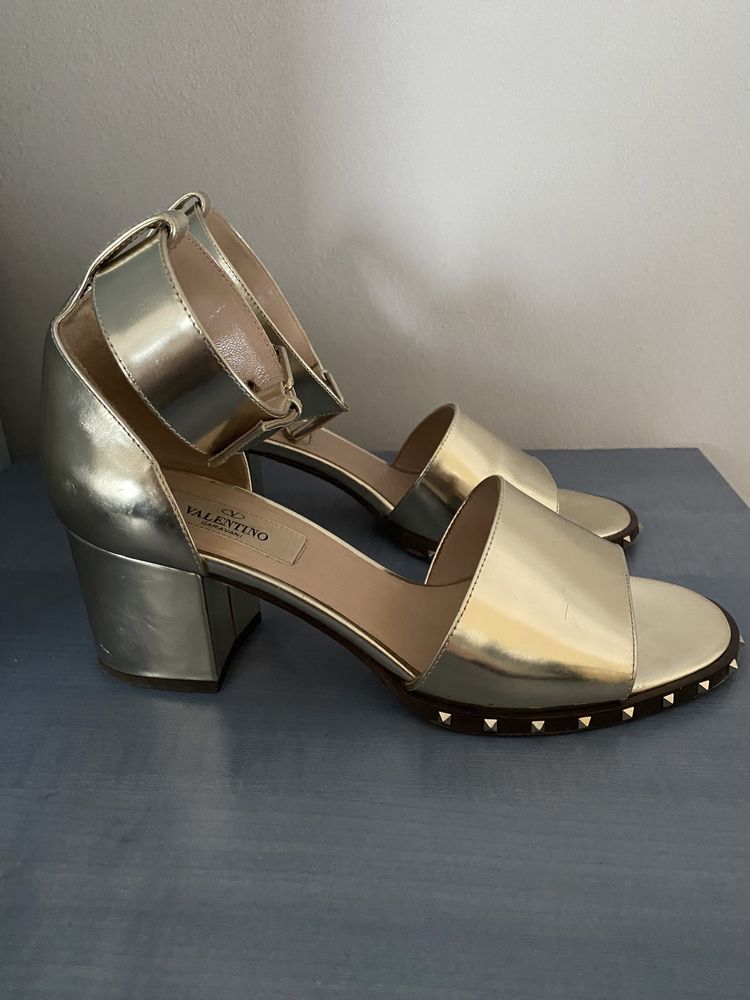 valentino gold sandals originale