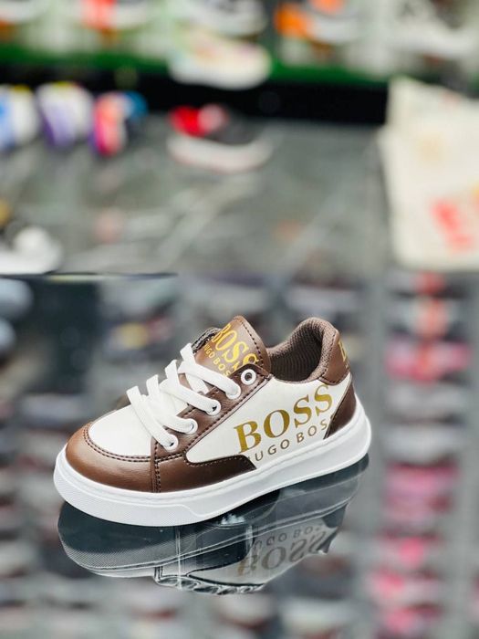 Adidasi Boss copii