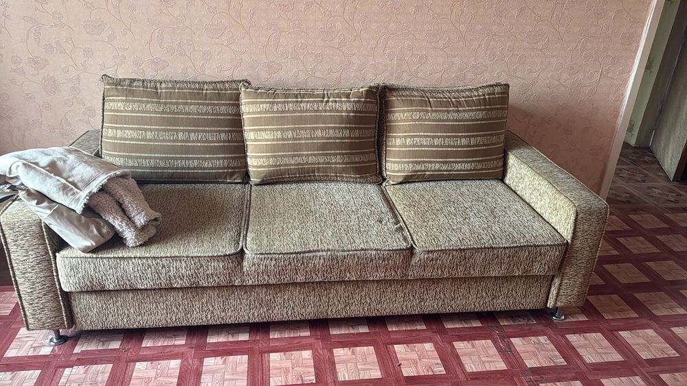 Раскладной диван с креслом