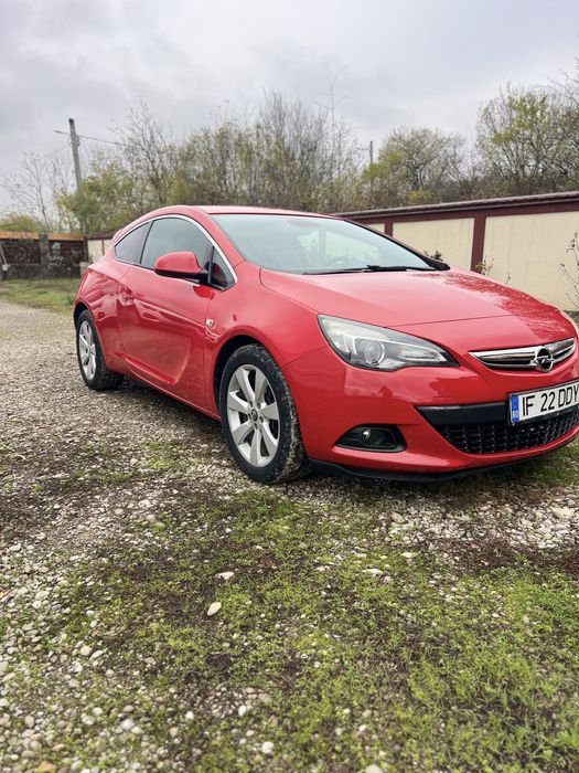 Opel Astra GTC 2014