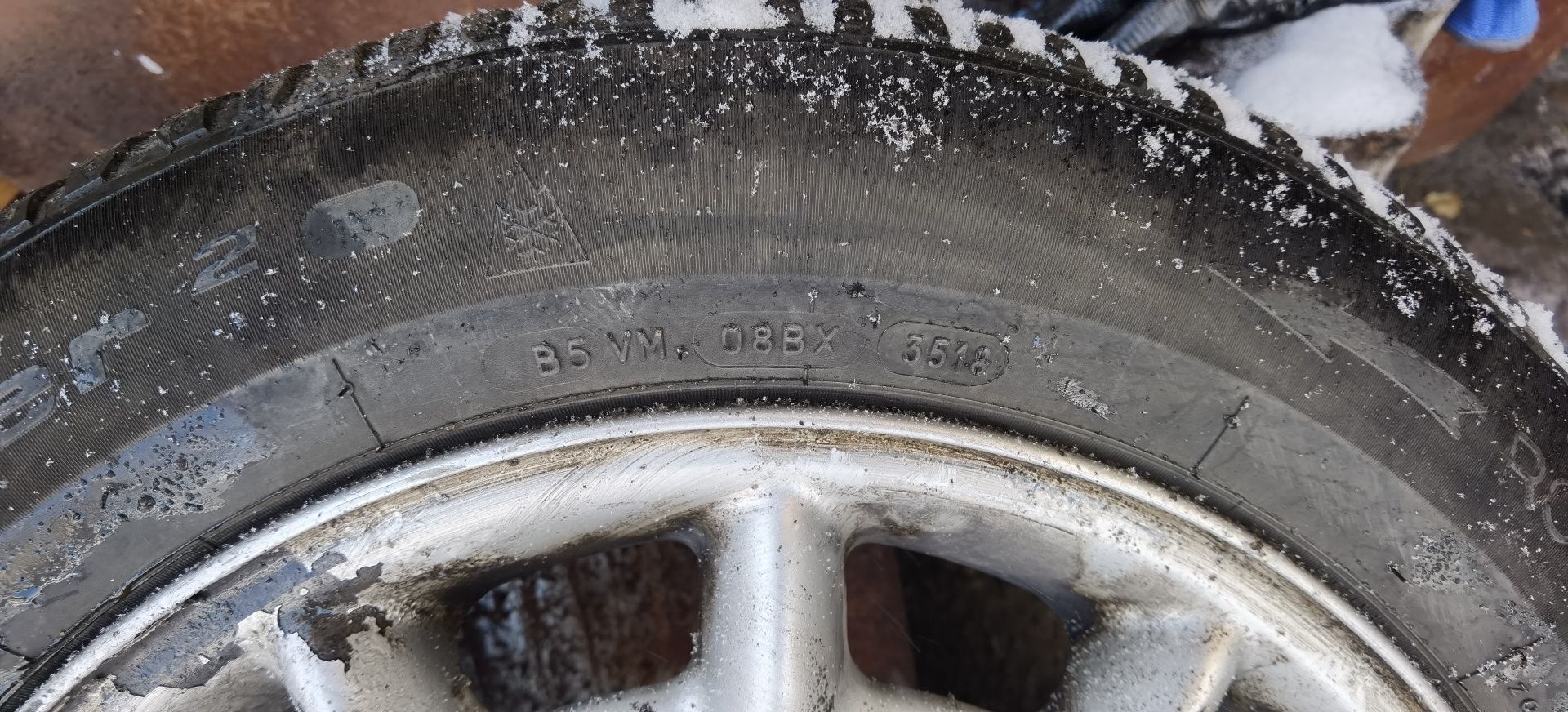 Джанти със Зимни Гуми Мерцедес 215/55 r16