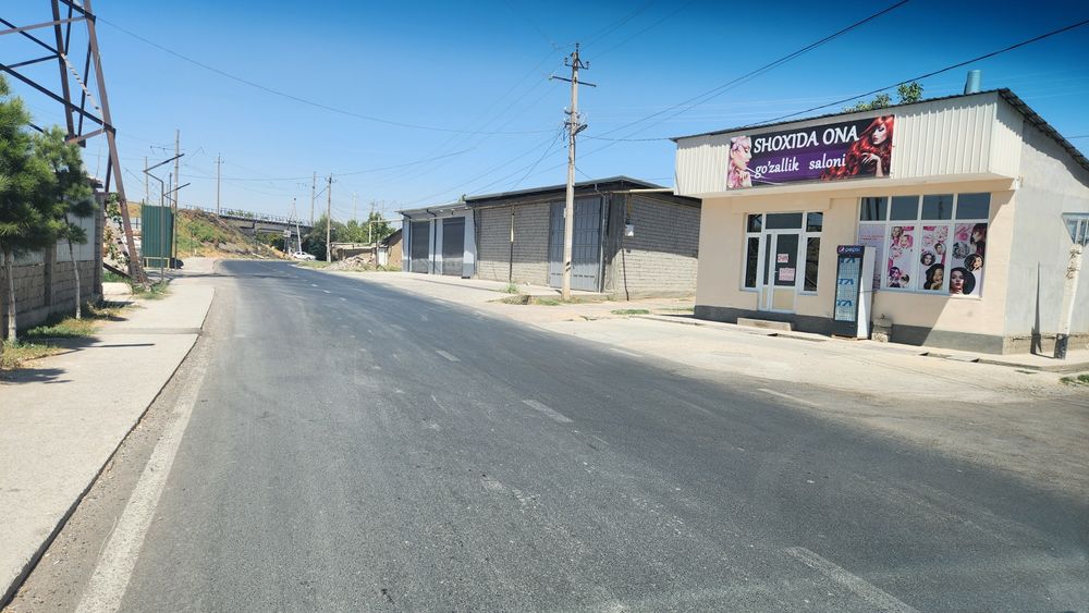 Kelesda Hokimiyat Kochada Tayor Ishlab Turgan Biznes Ikki Hona Uyi Bil