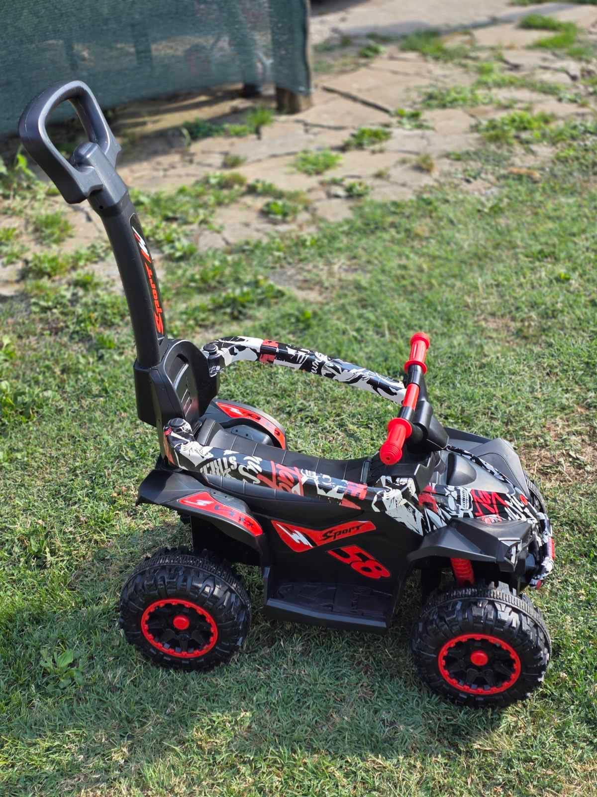 CHIPOLINO Ride-on с дръжка и сенник ATV SPIDER