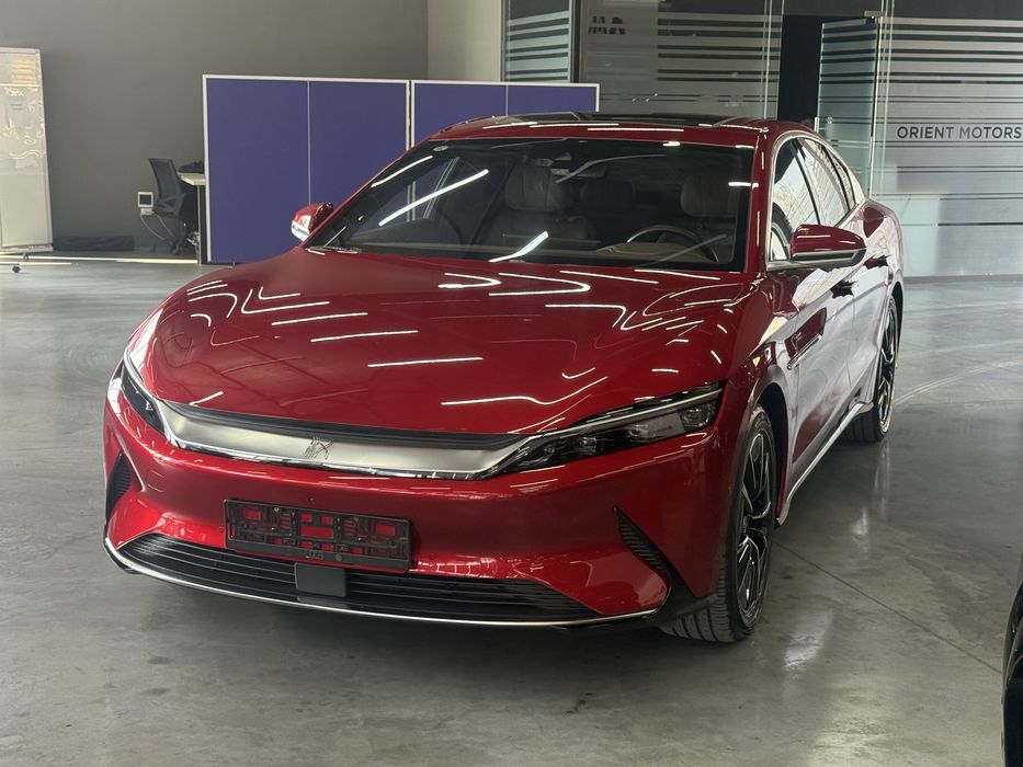 Byd Xan Sotuvga tayyor (2 motorli)