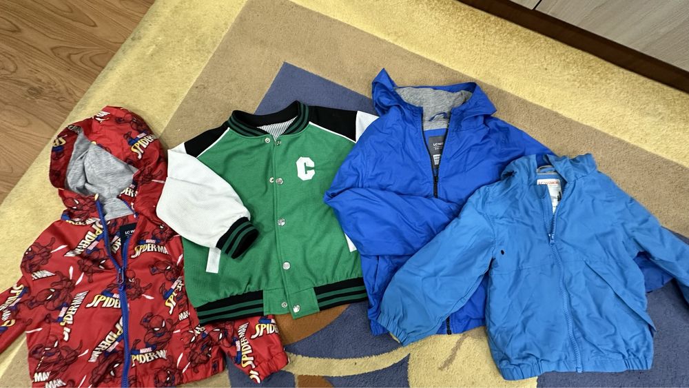 Недорого! Джинсы, ветровки, кофты, футболки, костюмы, шорты