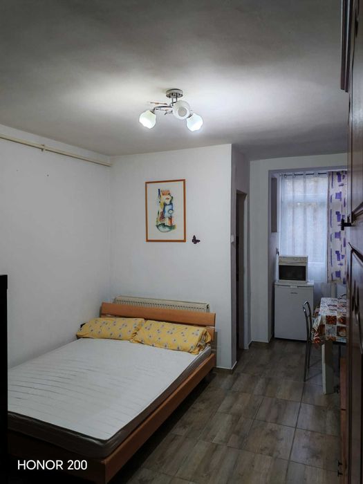 Ofer spre închiriere Garsonieră
