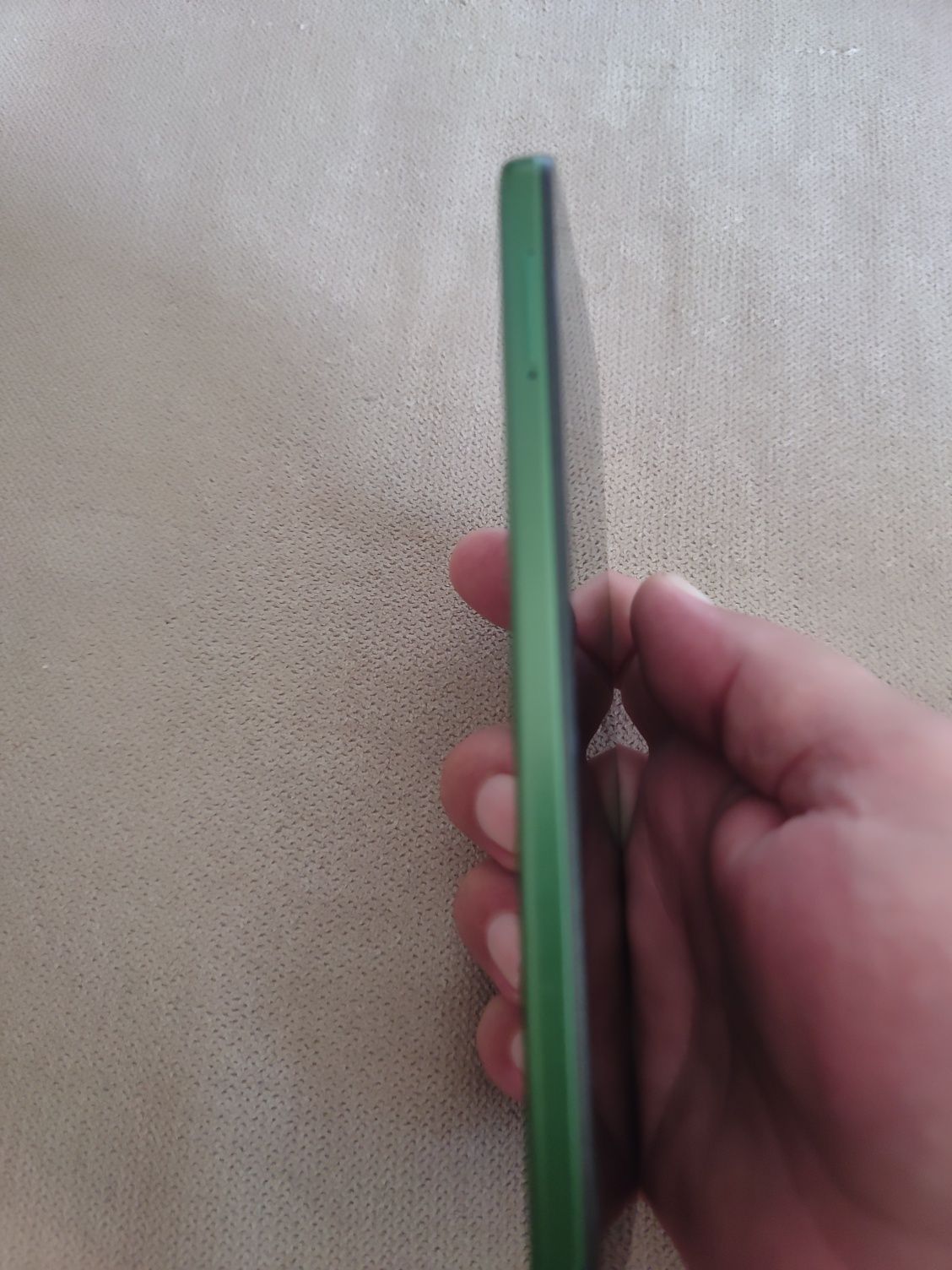 продавам моторола G35 256gb