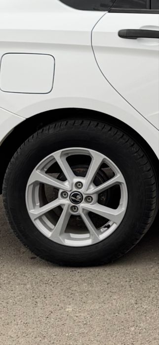 Зимний колесо 185/65/15