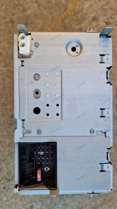 CD player VW Golf 6 plus cod 5M0 035 186 AA