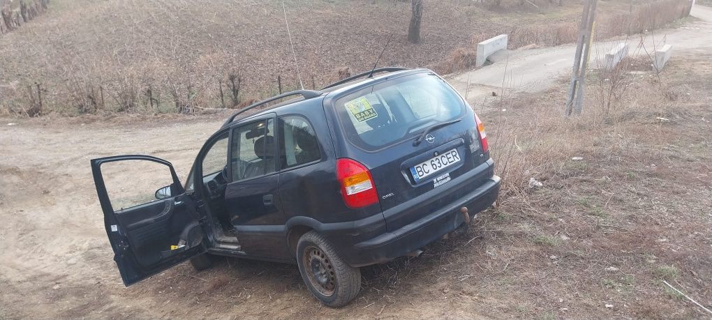 De vânzare Opel zafira