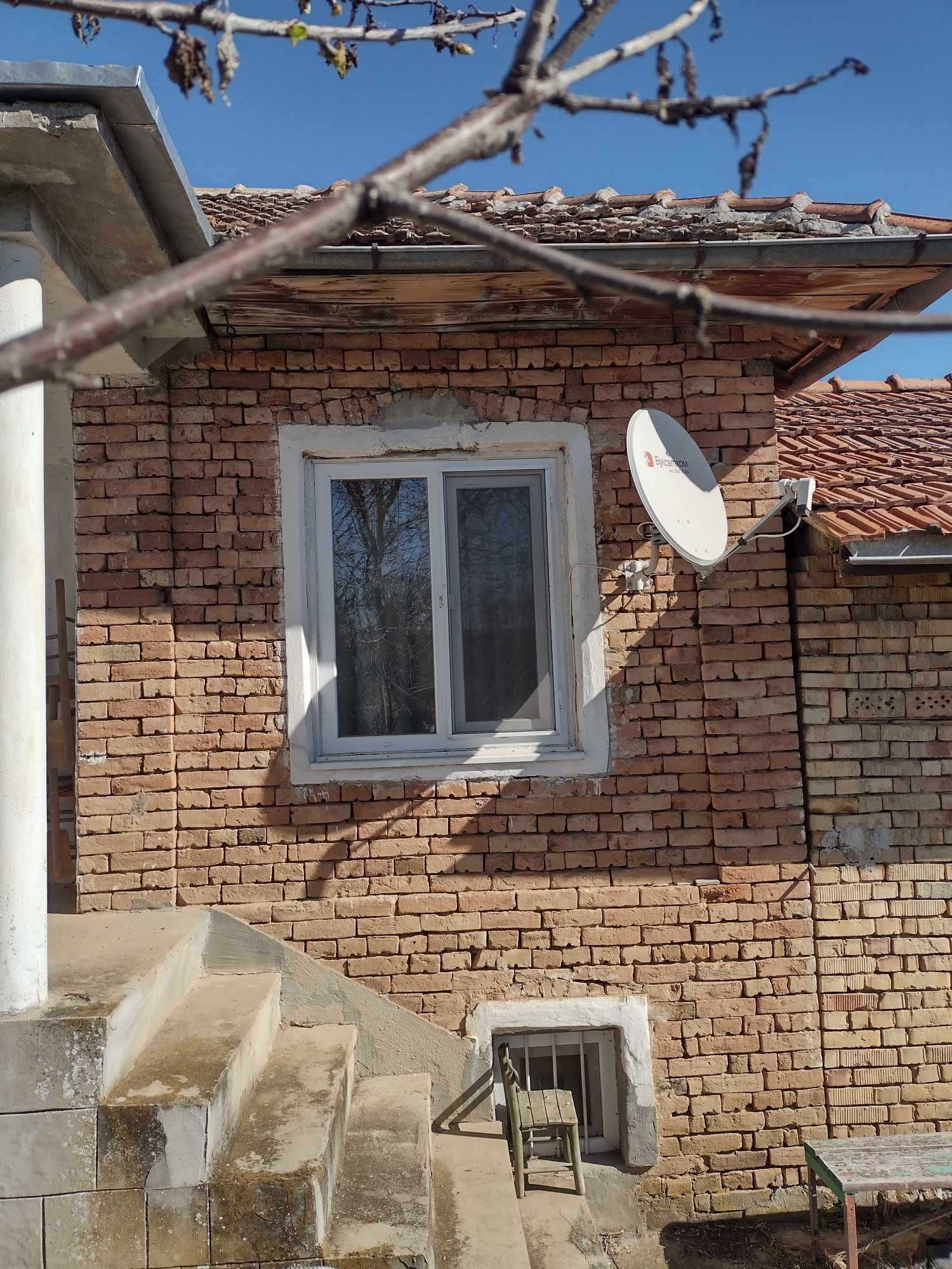 продавам къща - с. Вързулица / House for SALE - Varzulitsa village