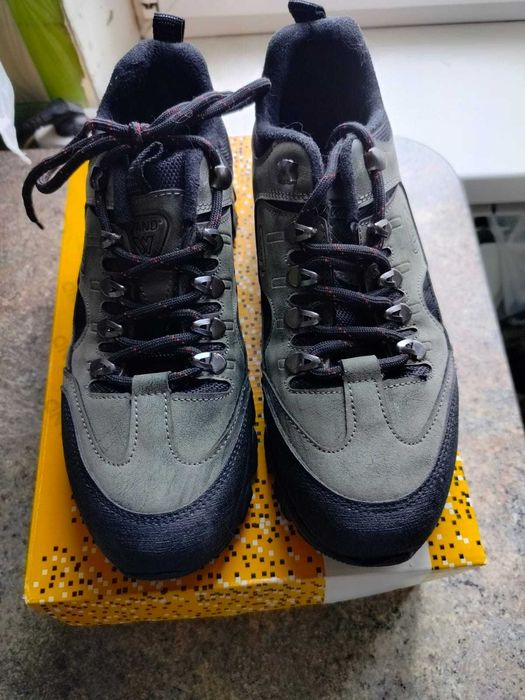 Полуботинки подростковые новые