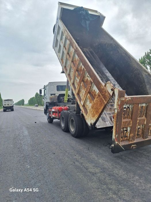 Riyal oladigan odam telfon qilsun