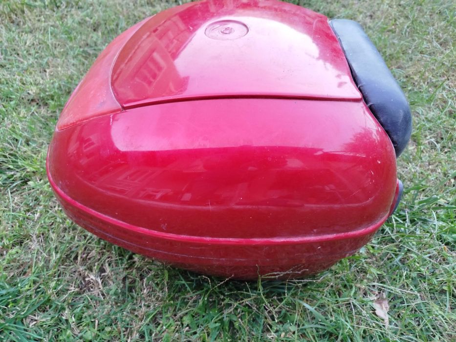 Куфар за мотор, скутер.