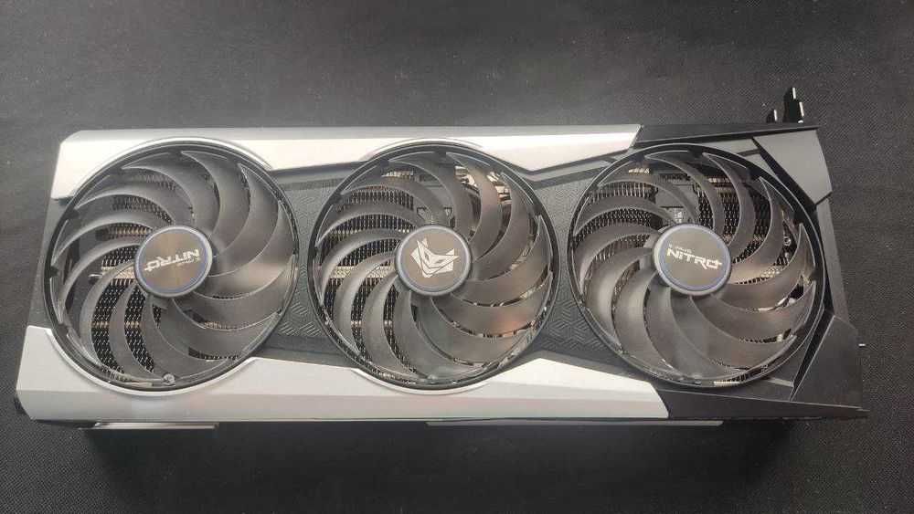 Новата Sapphire NITRO+ RX 6900 XT SE OC