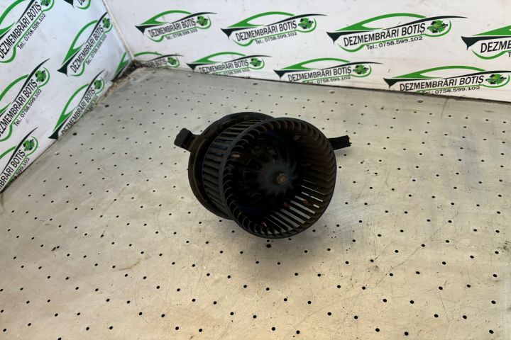 Aeroterma Dacia Logan prima generatie (facelift)