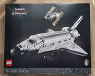 Продавам неразпечатано LEGO NASA Space shuttle Discovery 10283