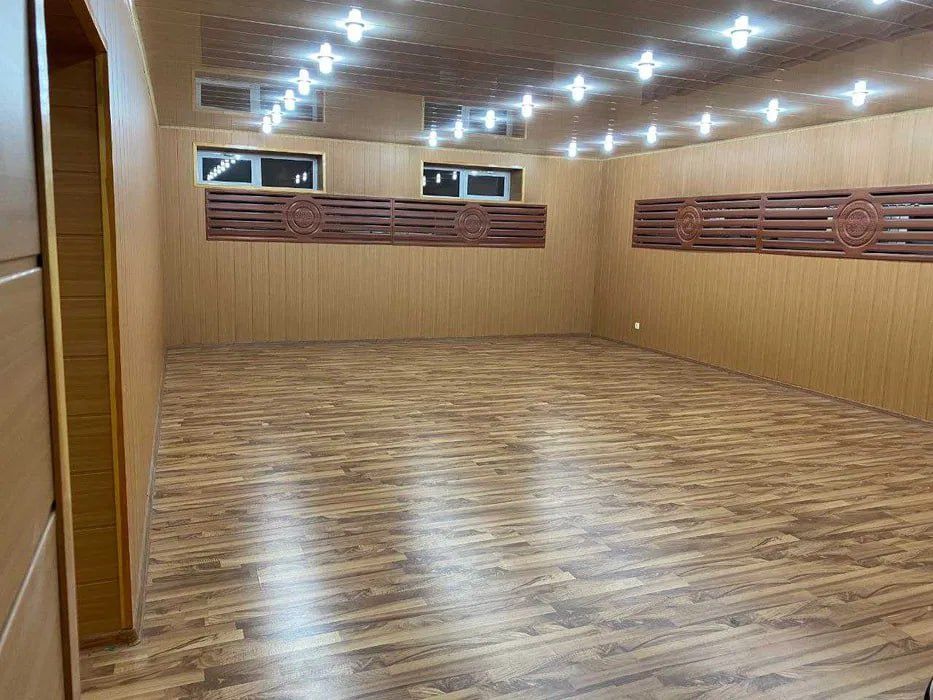 Продаетса Евро дом с мебелом техникой в Алмазарский район. 7.9 соток