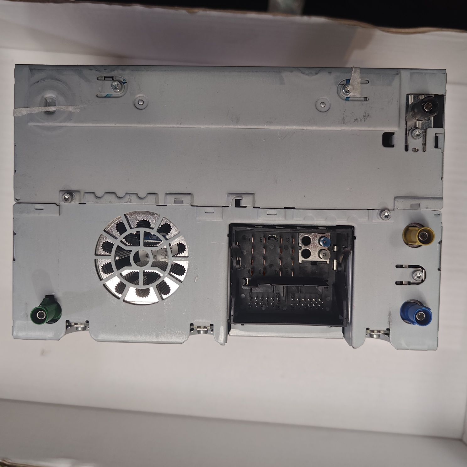 GPS навигация за Mercedes Benz ML320