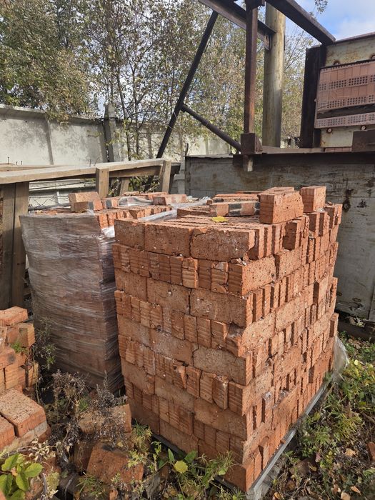 Кирпич полнотелый для печи 85 тг