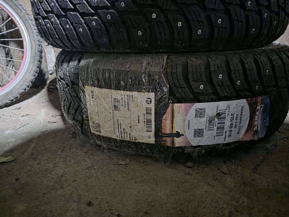 Зимние шины nokian haka 215/65 r 16