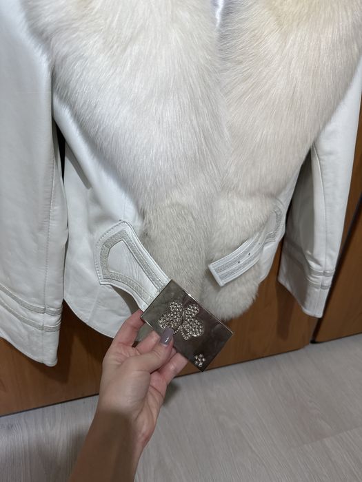 Haina de piele cu guler din blana naturala