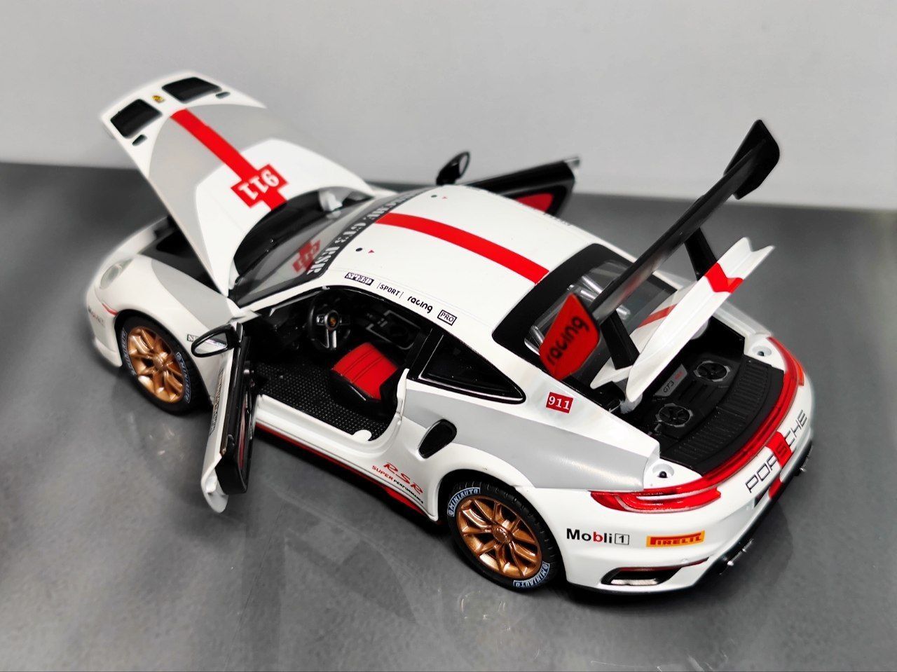 Porsche 911 GT3 RSR металлическая машинка масштабная модель - Доставка
