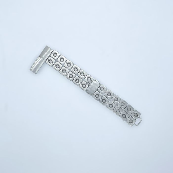 Calvin Klein Endless Swiss Made дамски часовник - гривна