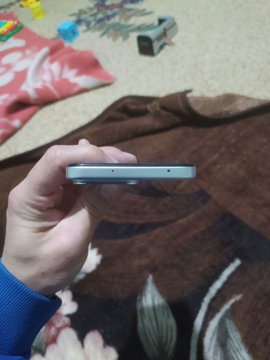 Honor x7c 6. 128 gegobayt hotira 108 megapikseli