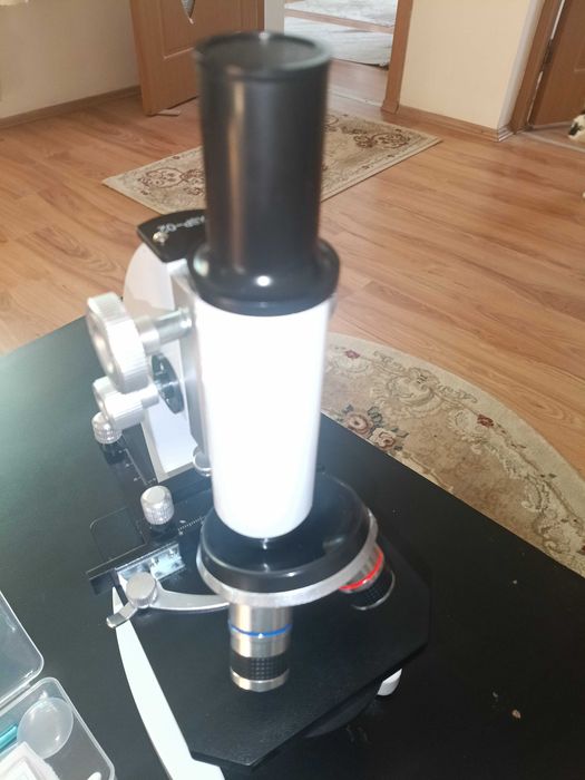 Microscop x40 x640 x1280