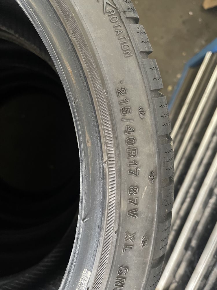 Зимни гуми Sunny Snowmaster 215/40 R17