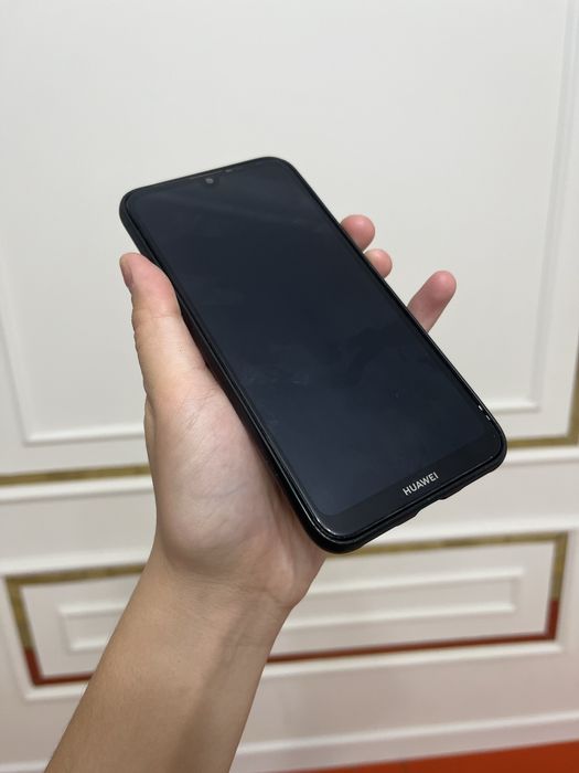 Телефон. Мүлде қатпайды. Барлығы толық жұмыс жасап тұр