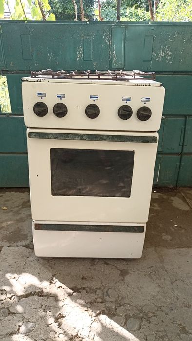 Газовая плита 4 комфорки