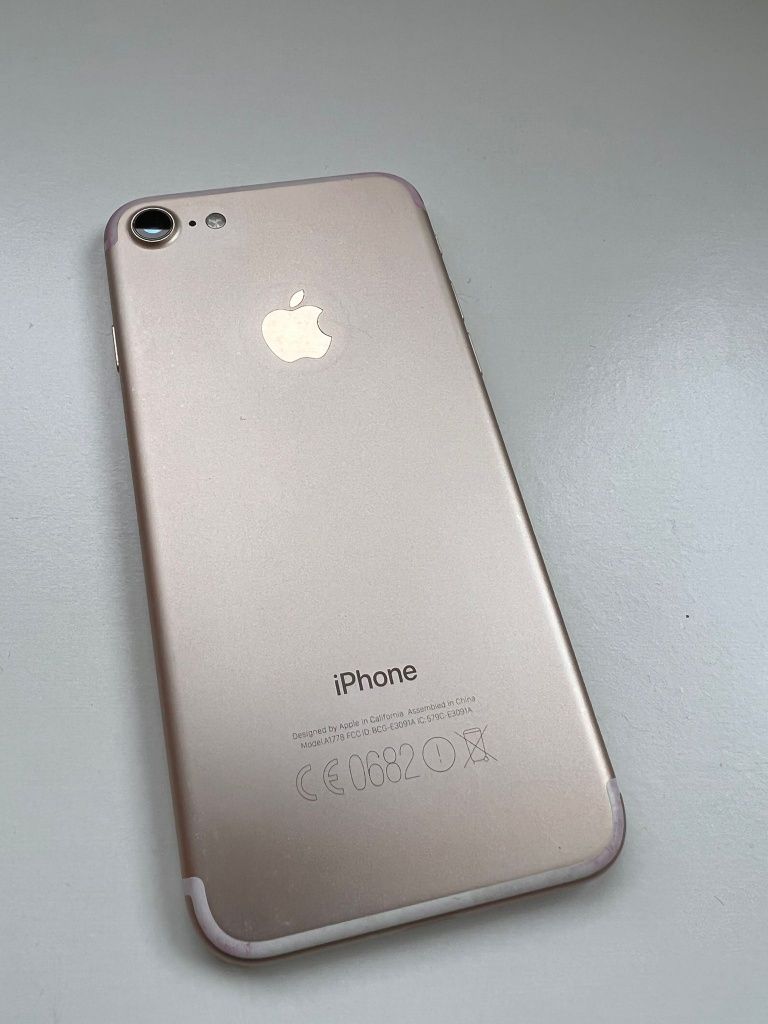 iPhone 7 stare excelentă 32 gb