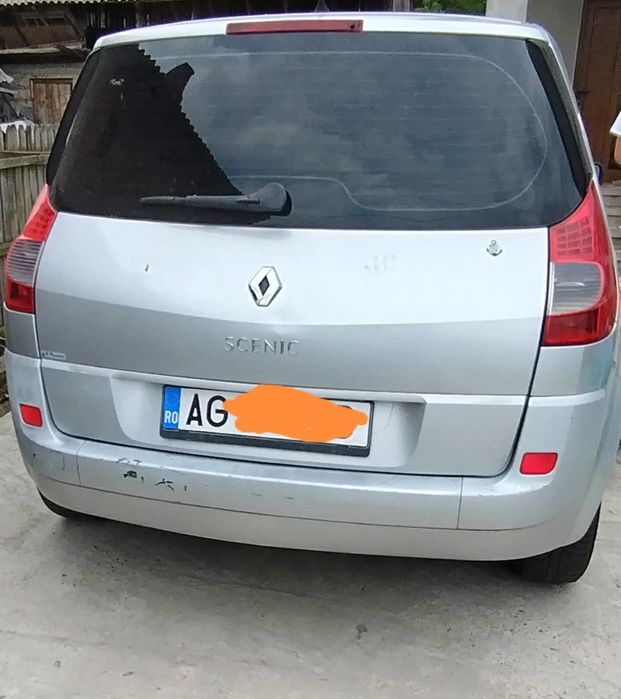 Vând Renault scenic 2008