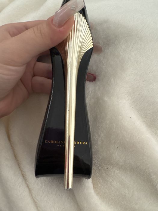 Парфюм Carolina Herrera Good Girl