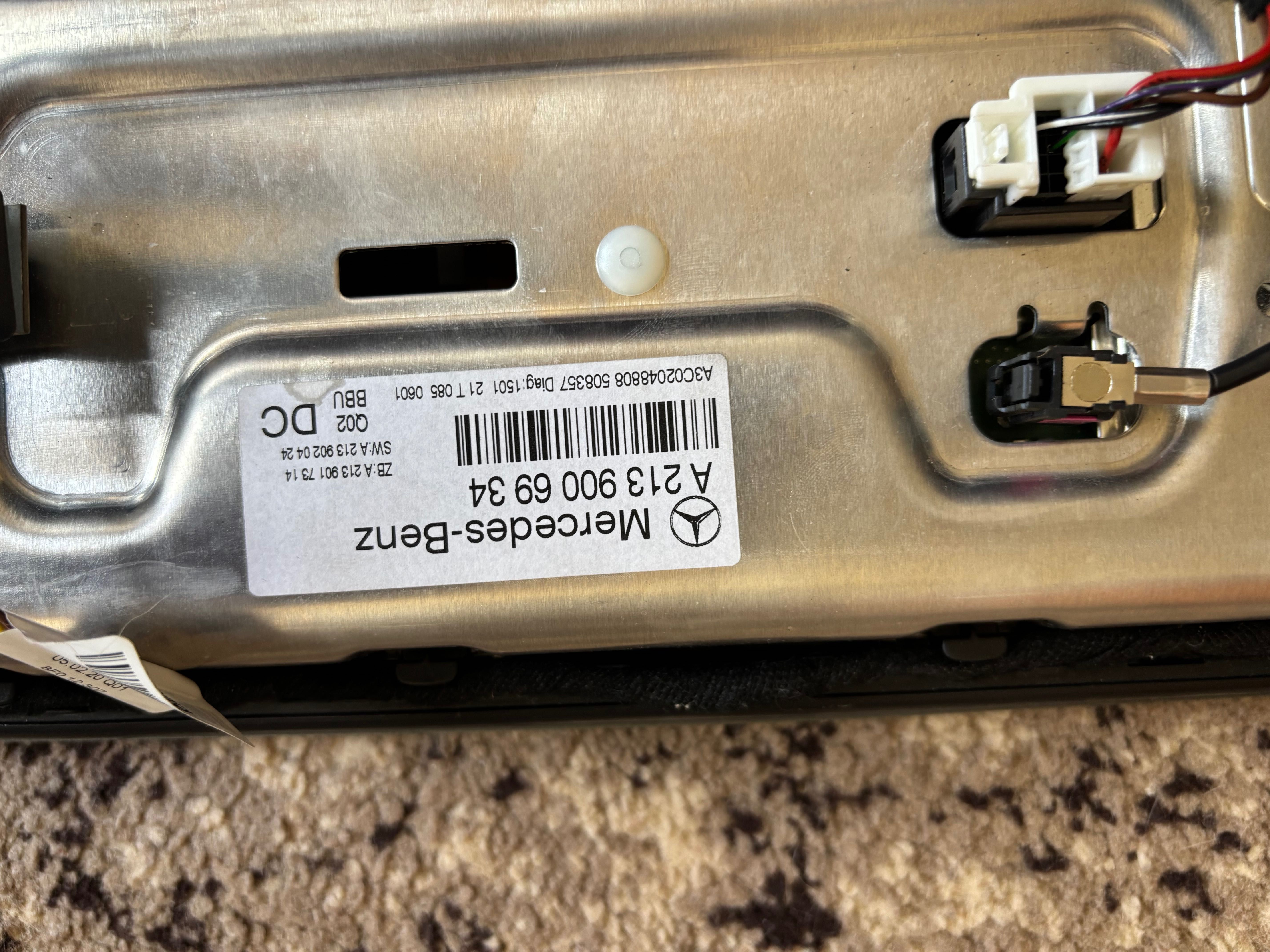 Ecran multimedia original Mercedes-Benz w213 A2139006934
