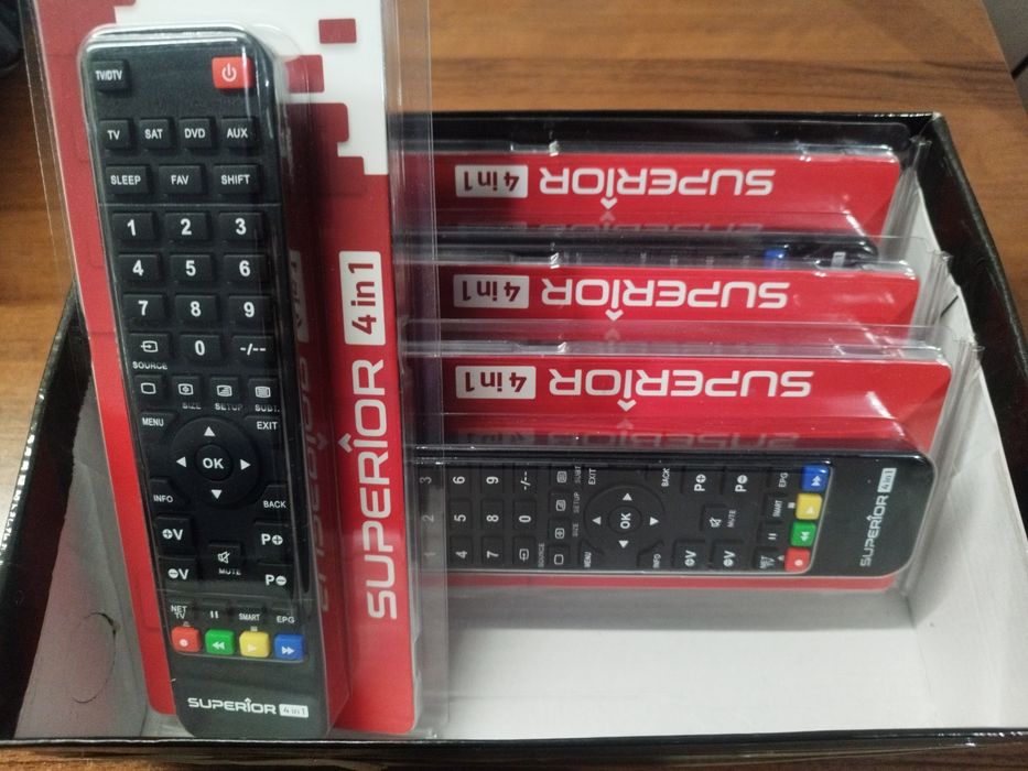 Telecomanda 4 dispozitive, programata la comanda