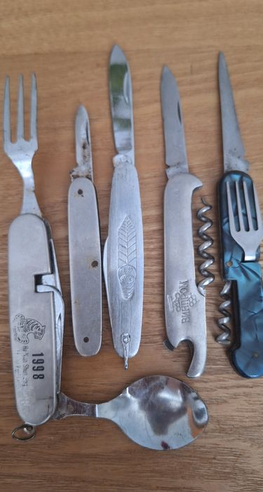 джобни ножки и ножове