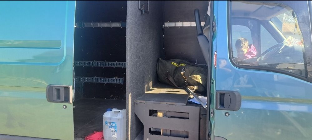 Vand iveco daily 35c14 furgon
