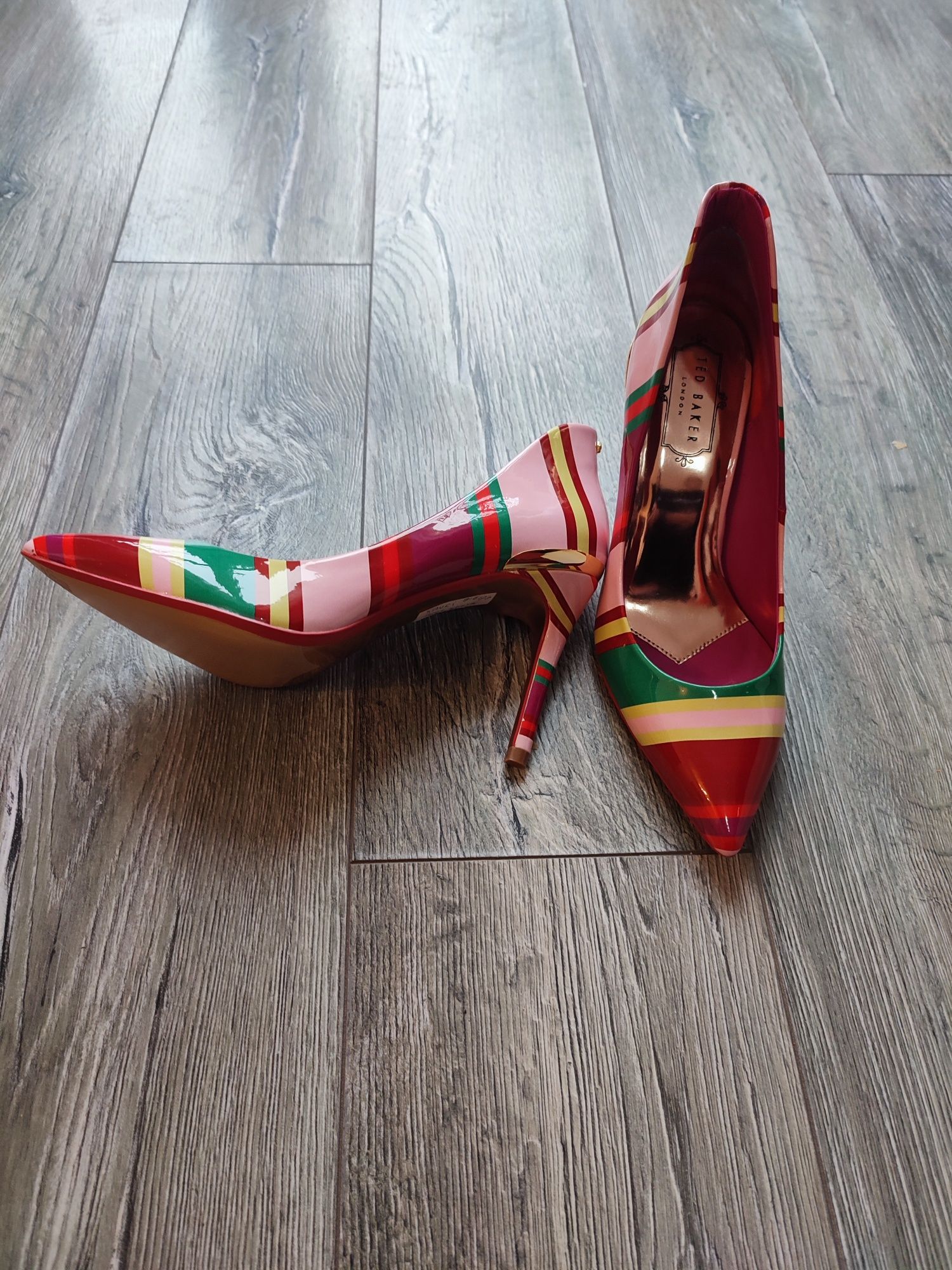 Pantofi eleganți multicolor mărimea 37
